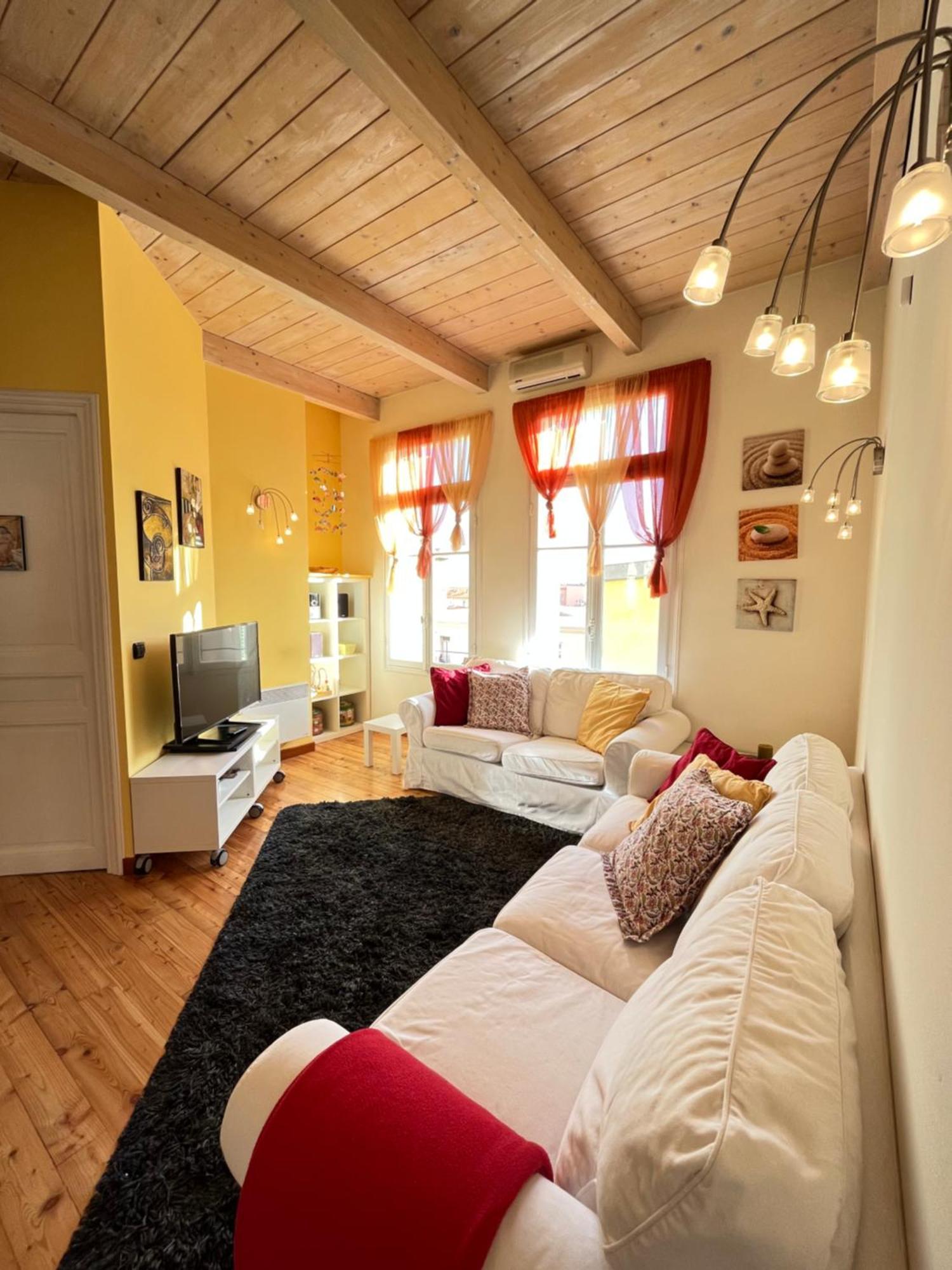 Maison Re- Splendido Appartamento Centro Mentone Екстер'єр фото